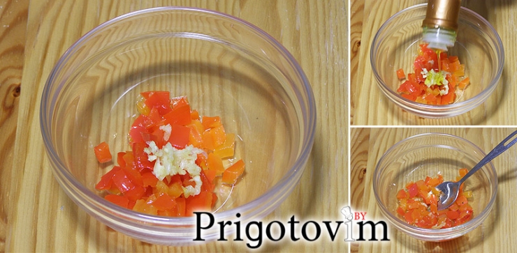 Добавление в соус чеснока и оливкового масла шаг 6